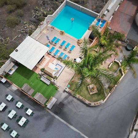 Amani Suite Con Jacuzzi Climatizado Y Piscina Buzanada Extérieur photo