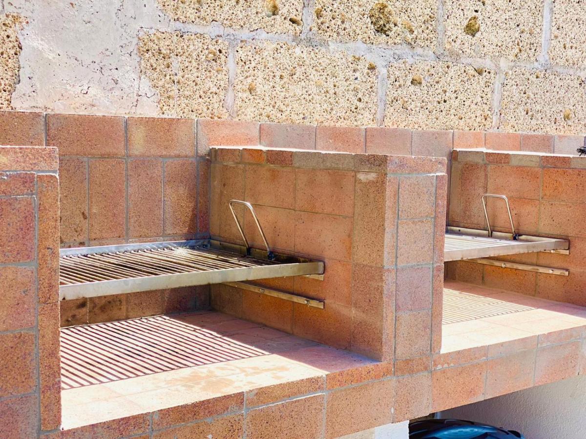 Amani Suite Con Jacuzzi Climatizado Y Piscina Buzanada Extérieur photo
